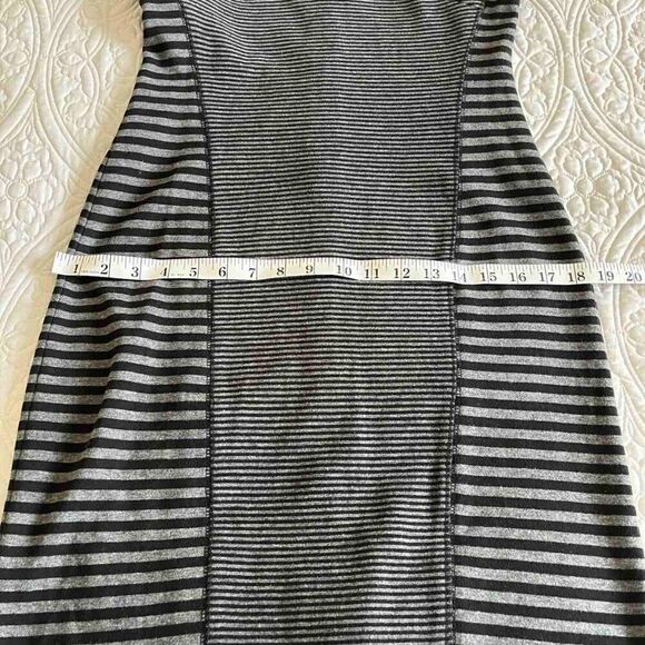 Calvin Klein Grey Striped Midi Cap Sleeve Dress Size 12 - Picture 8 of 8